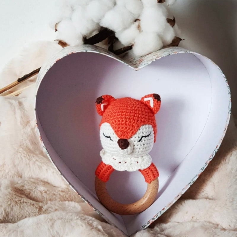 Hochet au crochet renard